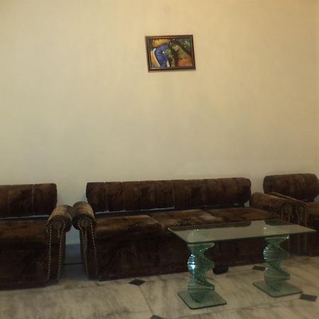 The Castle Bed and Breakfast Nueva Delhi Exterior foto